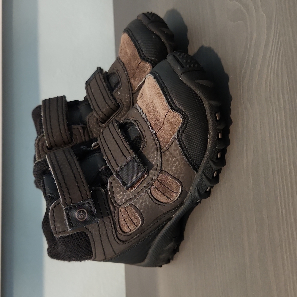 Stride Rite Rugged Ritchie Boots Size 7.5 Wide
